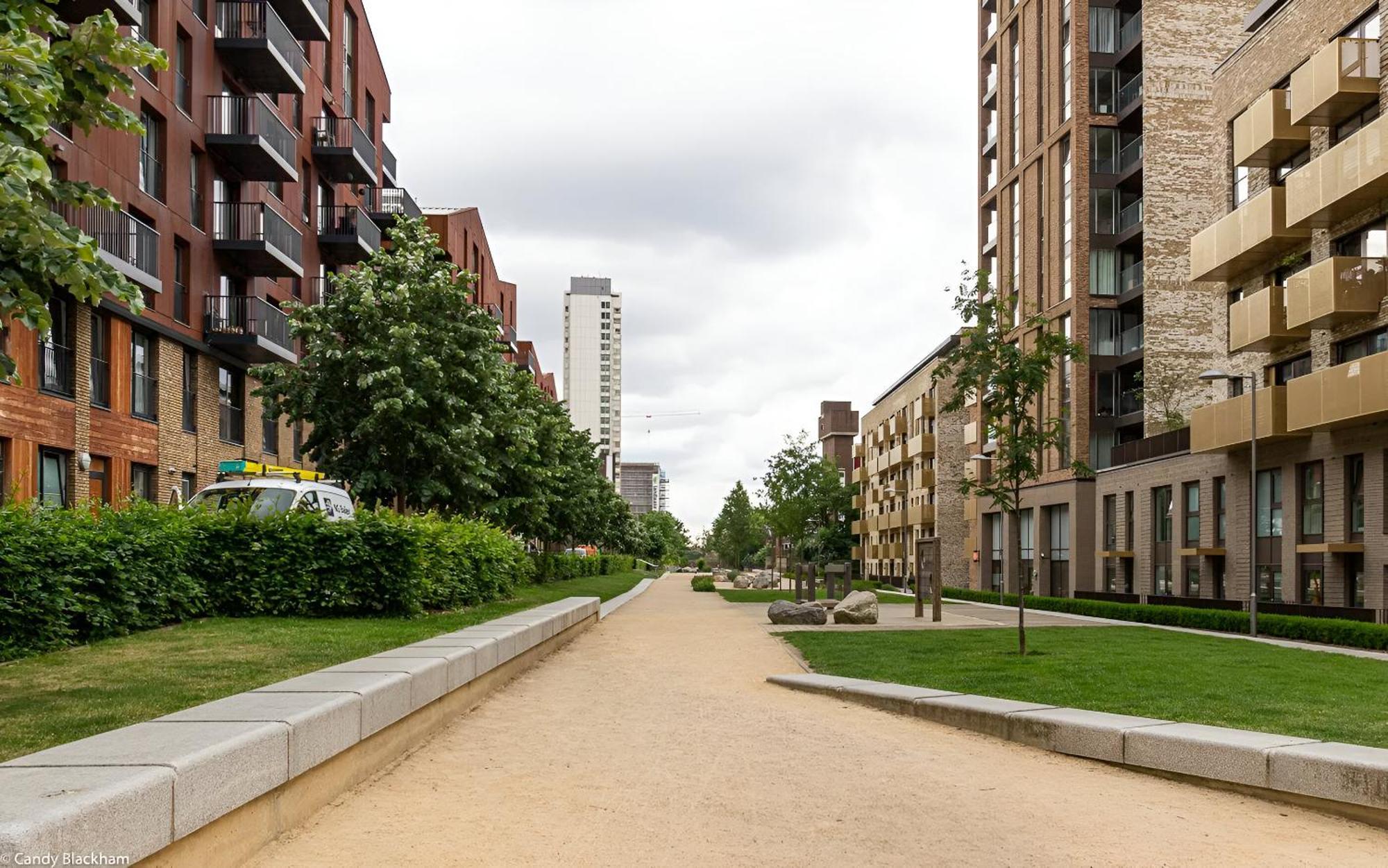 2-bedroom Thameside Getaway Apartament Londra